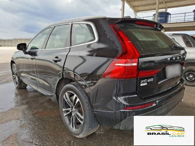 XC60 D5 MOMENTUM AWD 2.0 DRIVE-E TURBO - Foto 2