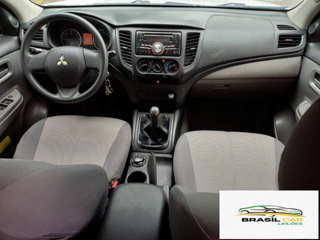 L200 TRITON SPORT GL 2.4 16V MIVEC TURBO - Foto 5