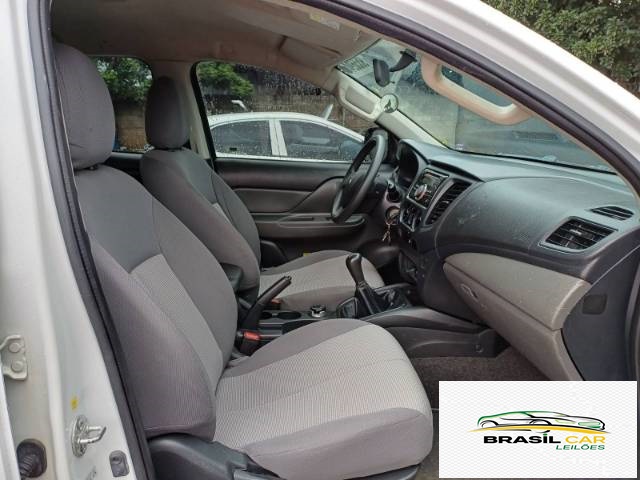 L200 TRITON SPORT GL 2.4 16V MIVEC TURBO - Foto 8