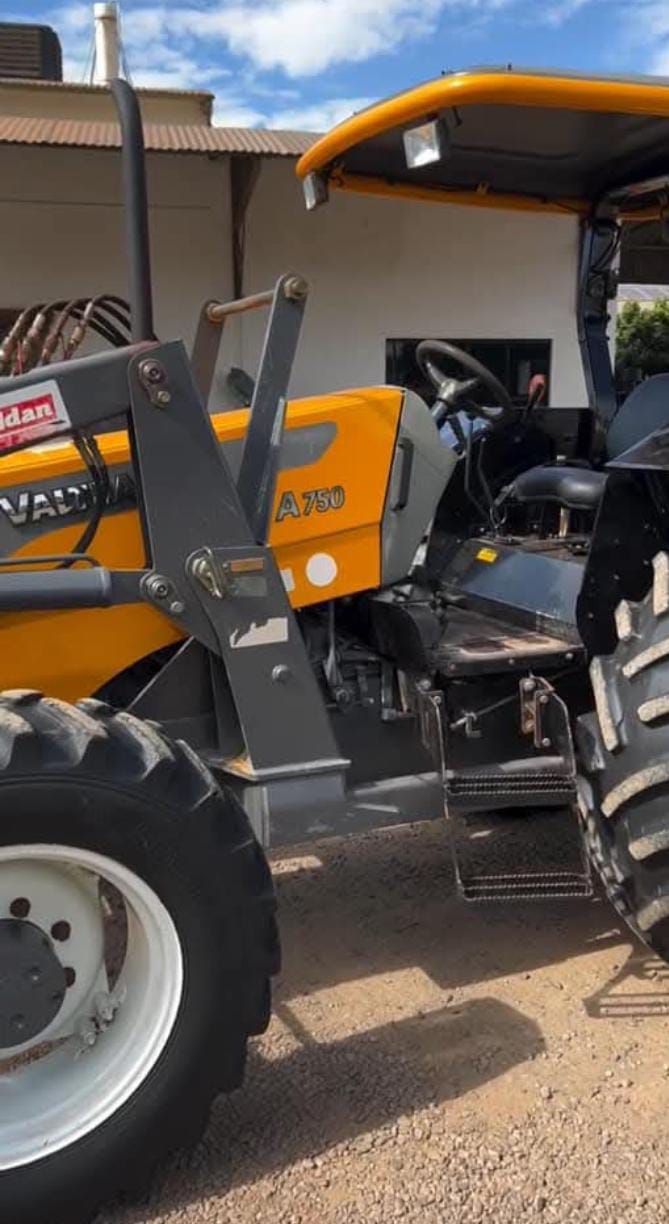 VALTRA BH 145 - Foto 7