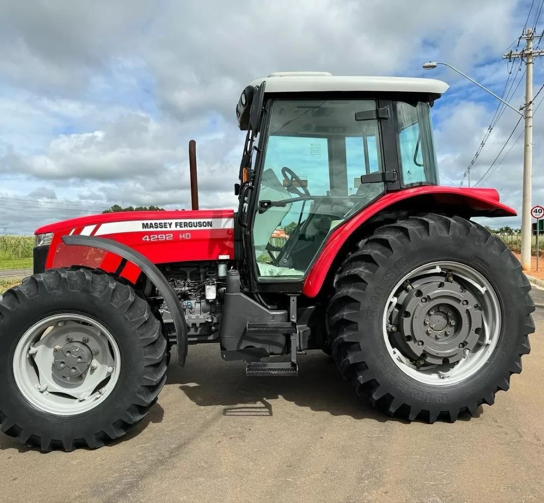 Massey Ferguson 4292 