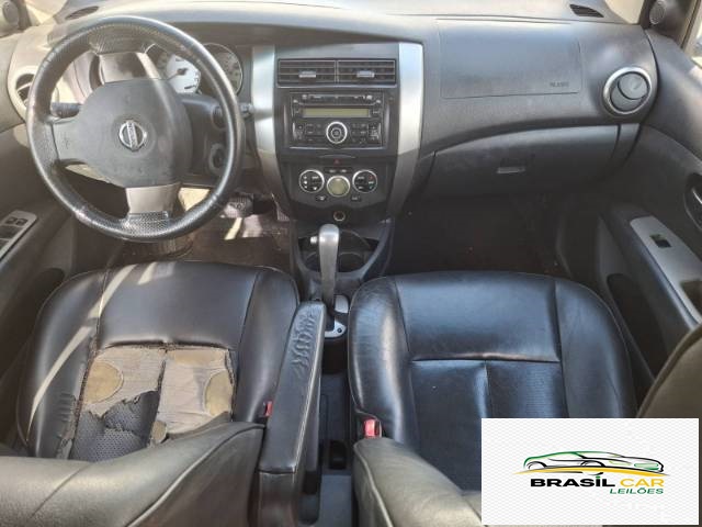 LIVINA X-GEAR 1.8 16V - Foto 8