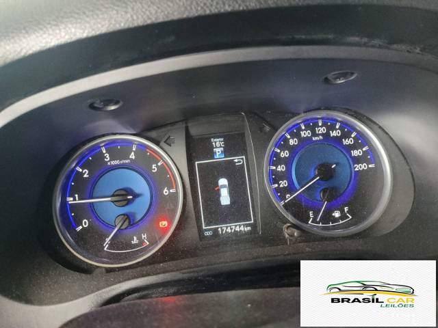 HILUX CD SRV 2.8 D-4D TURBO - Foto 5